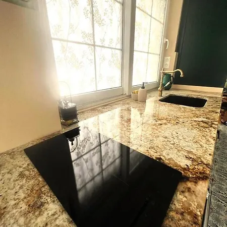 Apartment Esmeralda With Free Private Underground Parking