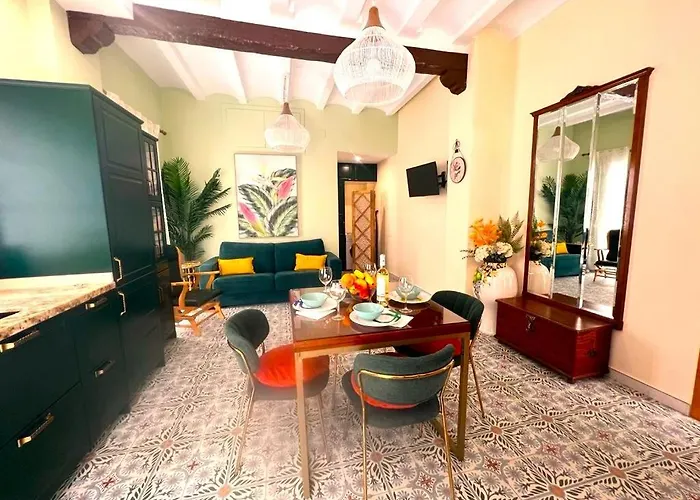 Esmeralda With Free Private Underground Parking Apartman Valencia